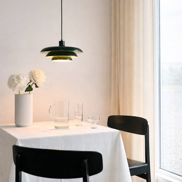 Dyberg Larsen Lampada a sospensione Ava, dimmerabile, Verde, Soggiorno / Sala da pranzo, Metallo, Design, Lampada a sospensione