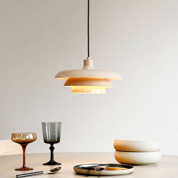 Dyberg Larsen Lampada a sospensione Ava, dimmerabile, Crema / Ambra, Soggiorno / Sala da pranzo, Metallo, Design, Lampada a sospensione