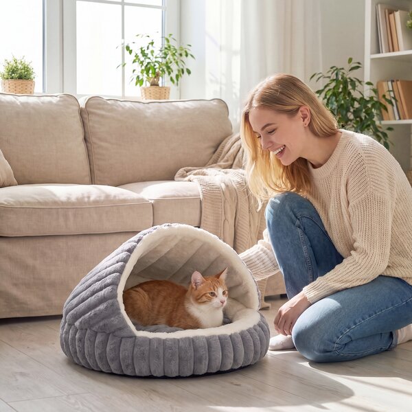 Letto per Gatti Fino a 5 kg Rotondo Semichiuso 50x50x32 cm con Cuscino Lavabile in Peluche Effetto Coniglio Grigio