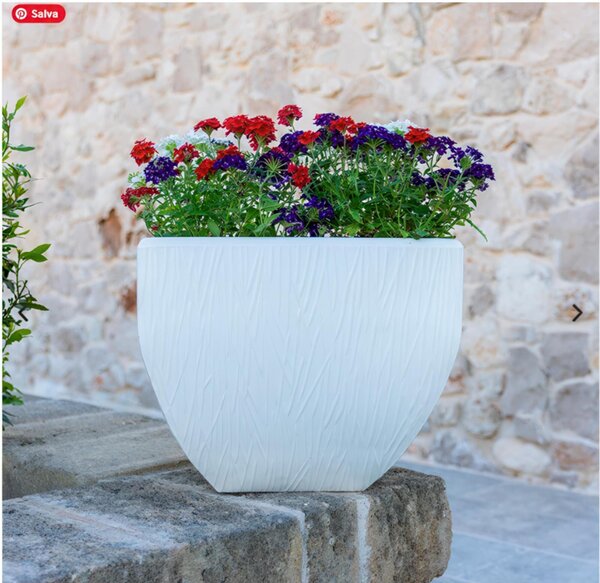 Vaso Porta vaso, h50 in polietilene Modello Mediterraneo Rustico Dimensioni 50x50xh 50 cm ideale x l'esterno si pu� piantumare direttamente al suo interno colore Tegola