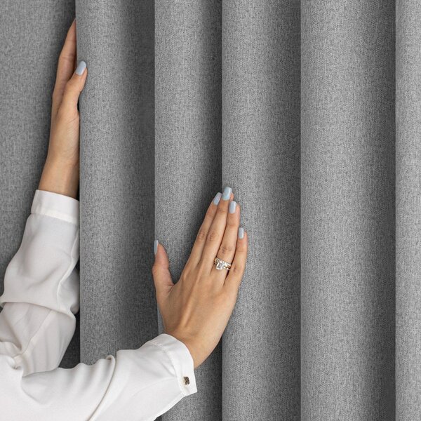 Tenda oscurante grigia 140x250 cm Corita – Restilo
