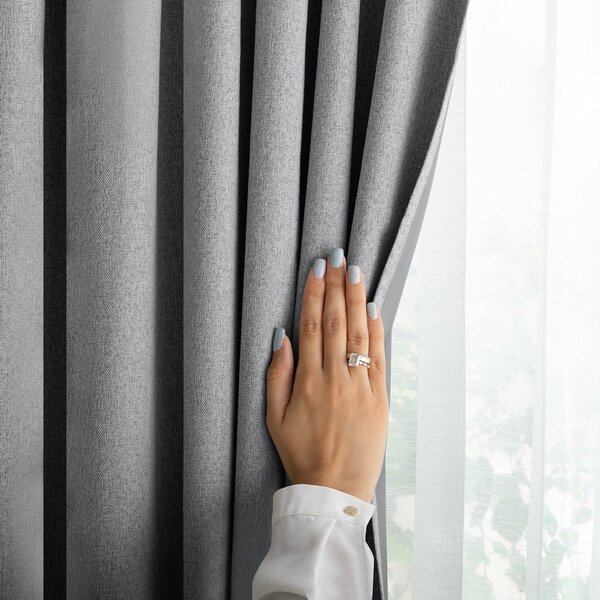 Tenda oscurante grigia 140x250 cm Corita – Restilo