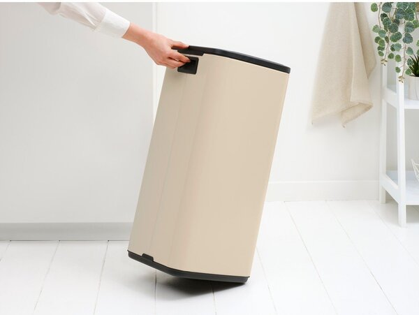 Cestino per la spazzatura beige in acciaio touch 30 l Bo Touch – Brabantia