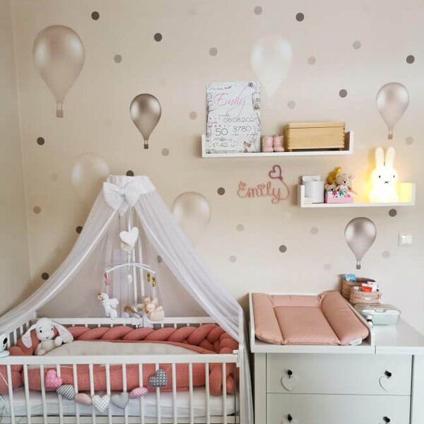 Palloncini autoadesivi di colore marrone-crema in stile norvegese