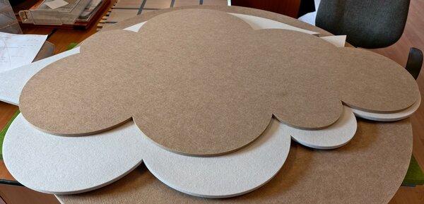Bilnora pannello murale a forma di nuvola, extra denso 82×125×1,2cm