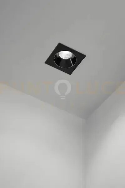 Oasis faretto in alluminio neero 9x9cm ip20 1 luce attacco gu10