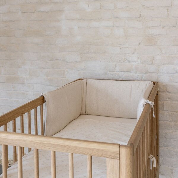 Lettino di colore naturale in rovere massiccio con altezza regolabile 60x120 cm Forrest – Vipack