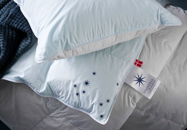 Piumino estivo con imbottitura in piuma 140x220 cm Capella Cool - Universe of Sleeping